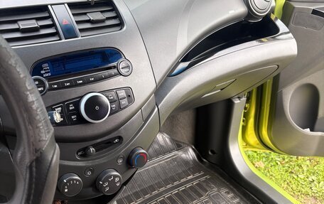 Chevrolet Spark III, 2011 год, 690 000 рублей, 8 фотография