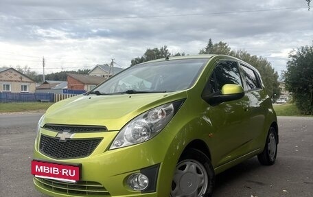 Chevrolet Spark III, 2011 год, 690 000 рублей, 3 фотография