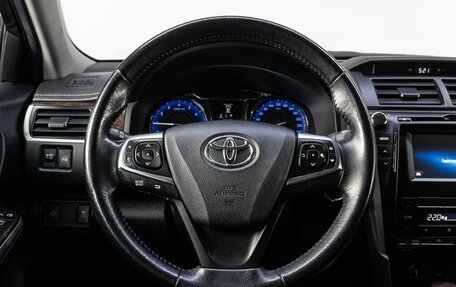 Toyota Camry, 2017 год, 2 129 000 рублей, 19 фотография