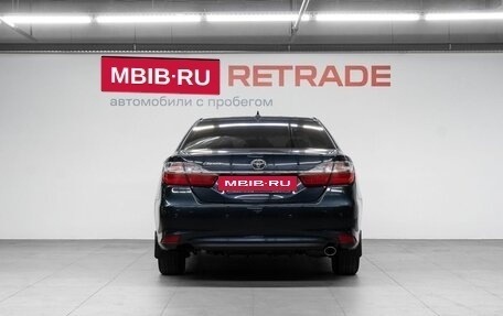 Toyota Camry, 2017 год, 2 129 000 рублей, 7 фотография