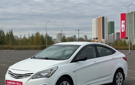 Hyundai Solaris II рестайлинг, 2016 год, 835 000 рублей, 1 фотография