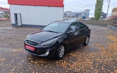 Hyundai Solaris II рестайлинг, 2014 год, 600 000 рублей, 1 фотография