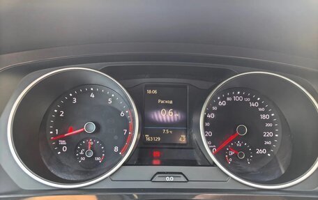 Volkswagen Tiguan II, 2020 год, 1 780 000 рублей, 3 фотография