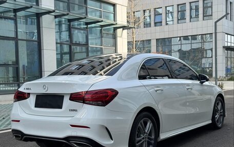 Mercedes-Benz A-Класс, 2022 год, 2 100 000 рублей, 5 фотография