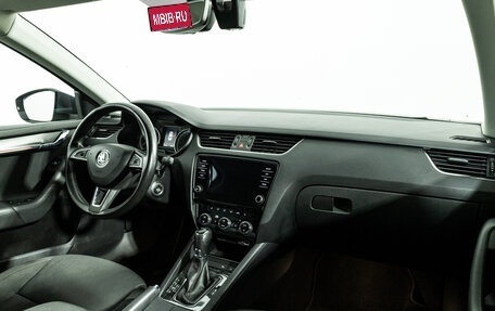 Skoda Octavia, 2018 год, 1 879 700 рублей, 9 фотография
