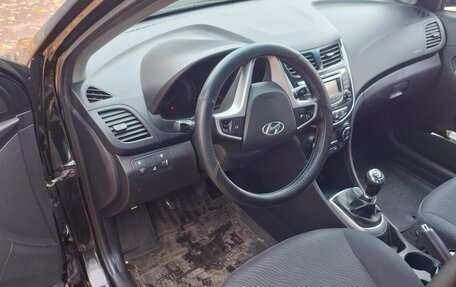 Hyundai Solaris II рестайлинг, 2014 год, 600 000 рублей, 11 фотография