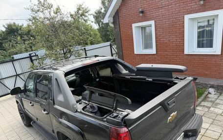 Chevrolet Avalanche II, 2008 год, 2 299 999 рублей, 10 фотография