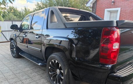 Chevrolet Avalanche II, 2008 год, 2 299 999 рублей, 7 фотография