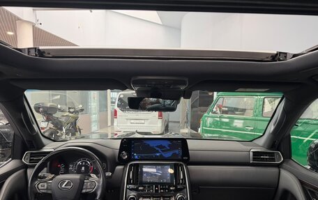 Lexus LX, 2022 год, 13 900 000 рублей, 12 фотография