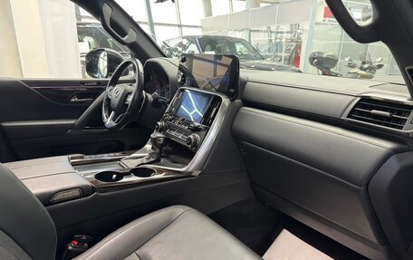 Lexus LX, 2022 год, 13 900 000 рублей, 10 фотография