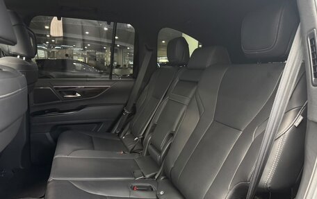 Lexus LX, 2022 год, 13 900 000 рублей, 18 фотография