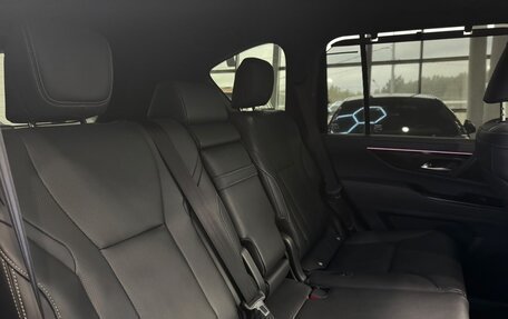 Lexus LX, 2022 год, 13 900 000 рублей, 17 фотография