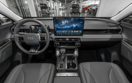 Toyota RAV4, 2026 год, 4 350 000 рублей, 13 фотография