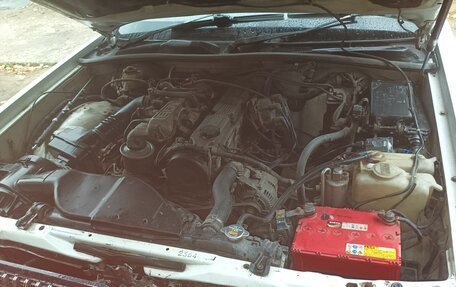 Toyota Crown, 1989 год, 450 000 рублей, 2 фотография