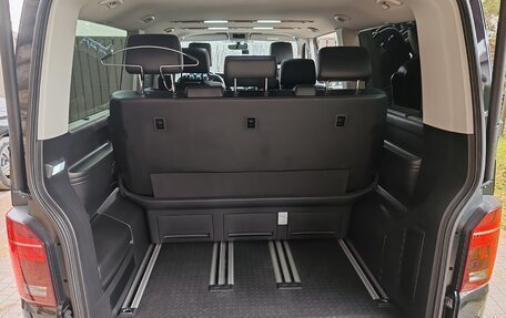 Volkswagen Multivan T6 рестайлинг, 2022 год, 8 000 000 рублей, 10 фотография