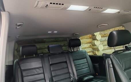 Volkswagen Multivan T6 рестайлинг, 2022 год, 8 000 000 рублей, 15 фотография