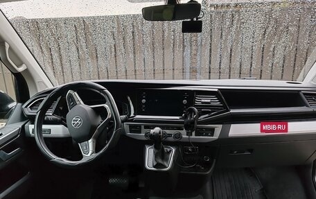 Volkswagen Multivan T6 рестайлинг, 2022 год, 8 000 000 рублей, 11 фотография