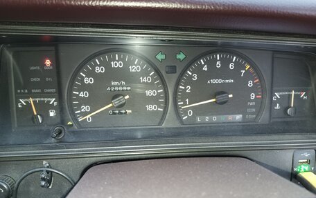 Toyota Crown, 1989 год, 450 000 рублей, 18 фотография