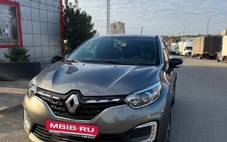 Renault Kaptur I рестайлинг, 2021 год, 1 490 000 рублей, 4 фотография