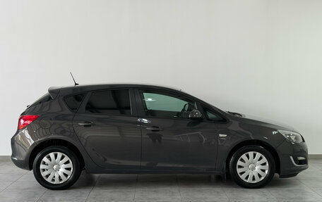 Opel Astra J, 2013 год, 700 000 рублей, 4 фотография