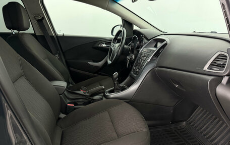 Opel Astra J, 2013 год, 700 000 рублей, 10 фотография