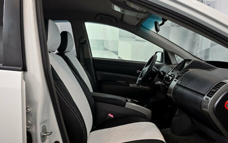 Toyota Prius, 2008 год, 690 000 рублей, 11 фотография