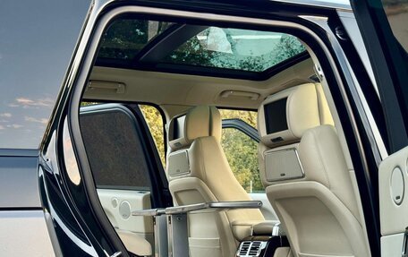 Land Rover Range Rover IV рестайлинг, 2016 год, 8 000 000 рублей, 22 фотография