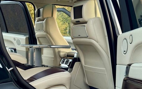 Land Rover Range Rover IV рестайлинг, 2016 год, 8 000 000 рублей, 23 фотография