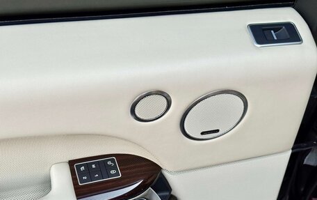 Land Rover Range Rover IV рестайлинг, 2016 год, 8 000 000 рублей, 28 фотография