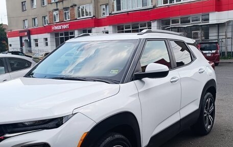Chevrolet TrailBlazer, 2023 год, 1 600 000 рублей, 4 фотография