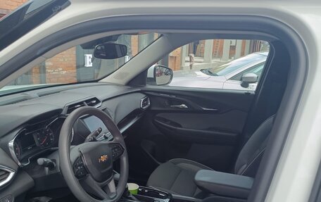 Chevrolet TrailBlazer, 2023 год, 1 600 000 рублей, 14 фотография