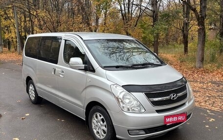 Hyundai Grand Starex Grand Starex I рестайлинг 2, 2010 год, 895 000 рублей, 8 фотография