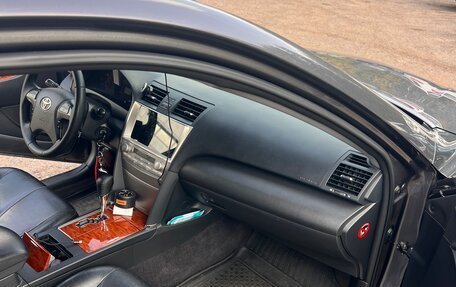 Toyota Camry, 2009 год, 1 200 000 рублей, 10 фотография