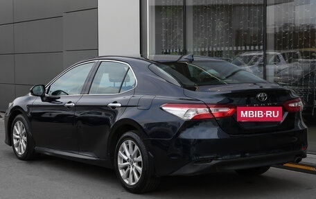 Toyota Camry, 2018 год, 1 598 000 рублей, 7 фотография