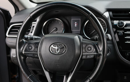 Toyota Camry, 2018 год, 1 598 000 рублей, 17 фотография