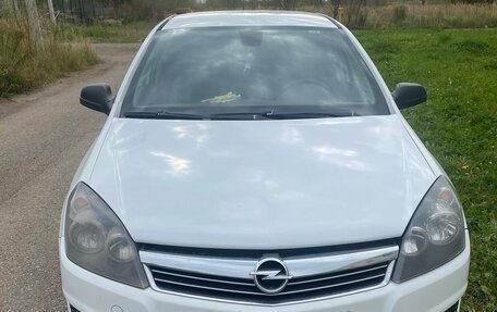 Opel Astra H, 2011 год, 500 000 рублей, 1 фотография