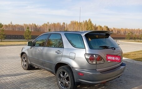 Lexus RX IV рестайлинг, 2001 год, 850 000 рублей, 4 фотография