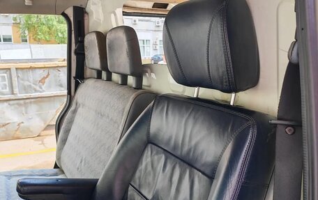 Volkswagen Transporter T4, 2001 год, 650 000 рублей, 8 фотография