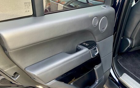 Land Rover Range Rover IV рестайлинг, 2015 год, 3 750 000 рублей, 30 фотография