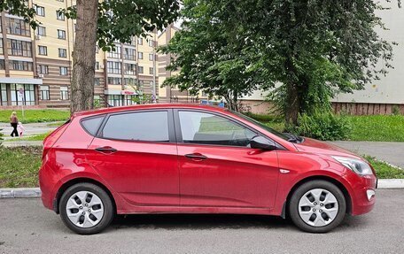 Hyundai Solaris II рестайлинг, 2015 год, 780 000 рублей, 5 фотография