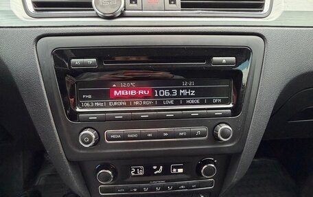 Skoda Rapid I, 2014 год, 700 000 рублей, 10 фотография