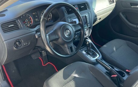 Volkswagen Jetta VI, 2014 год, 810 000 рублей, 8 фотография