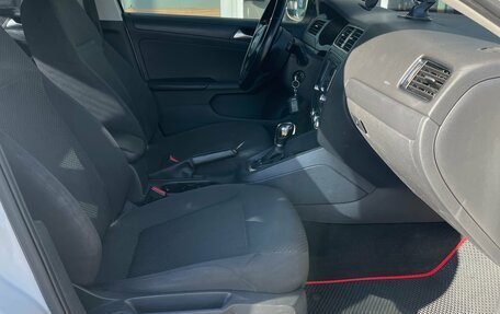 Volkswagen Jetta VI, 2014 год, 810 000 рублей, 9 фотография