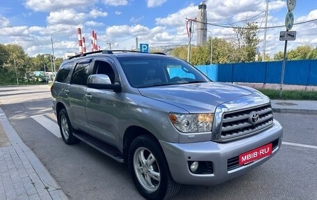 Toyota Sequoia II рестайлинг, 2009 год, 3 200 000 рублей, 3 фотография