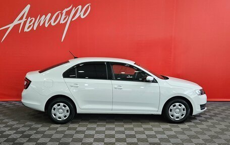 Skoda Rapid I, 2018 год, 1 199 000 рублей, 6 фотография