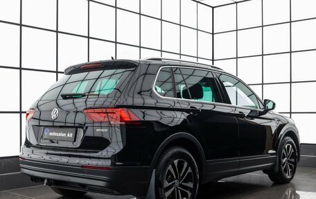 Volkswagen Tiguan II, 2019 год, 2 329 000 рублей, 4 фотография