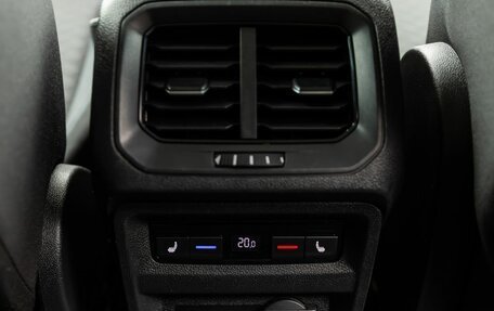 Volkswagen Tiguan II, 2019 год, 2 329 000 рублей, 12 фотография