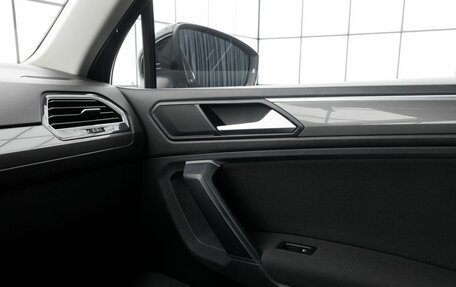 Volkswagen Tiguan II, 2019 год, 2 329 000 рублей, 15 фотография