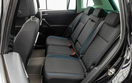 Volkswagen Tiguan II, 2019 год, 2 329 000 рублей, 8 фотография