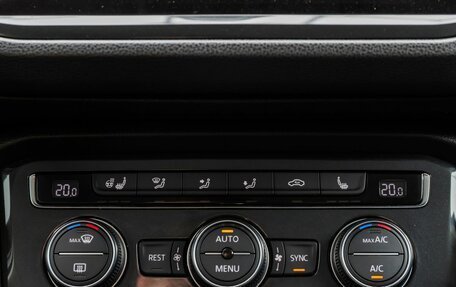 Volkswagen Tiguan II, 2019 год, 2 329 000 рублей, 20 фотография